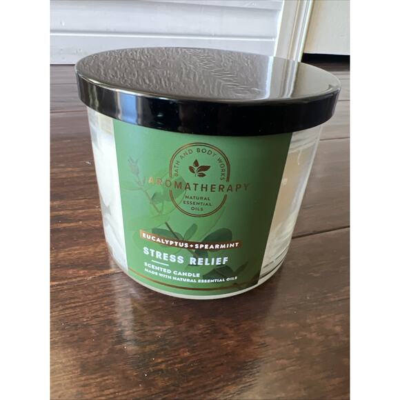 Bath & Body Works Stress Relief Aroma EUCALYPTUS SPEARMINT Large 3 Wick Candle - Picture 1 of 5